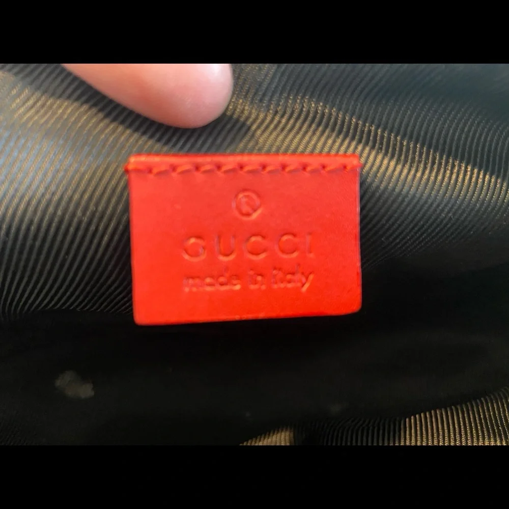 Gucci • Pouch • Purse - Picture 8 of 11